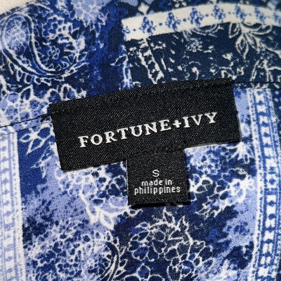 Blue Patterned Open Front Fortune+Ivy Kimono size small - Picture 3 of 3